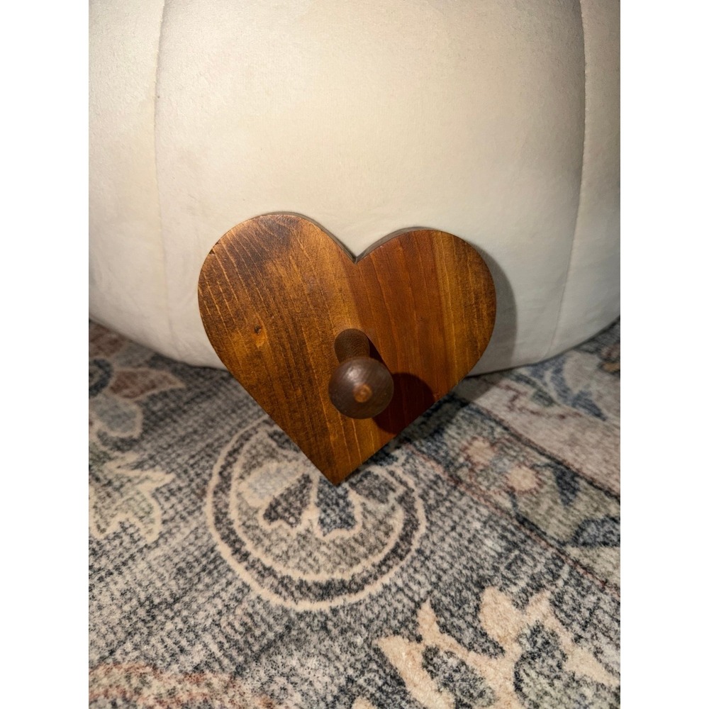 Wooden Heart Wall Peg Hook Vintage Retro